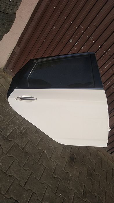 ) Hyundai i40 drzwi lewy tył kombi NCW