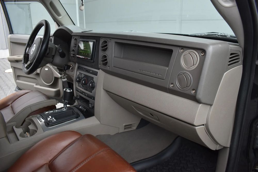 Jeep Commander JEEP COMMANDER 3.0 diesel z 2007 roku