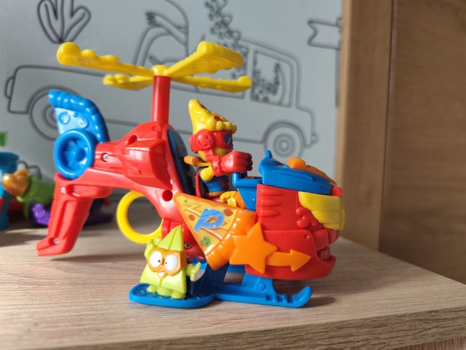 SuperThings Pizzacopter helikopter Kazoom Kid SuperSlice + figurka