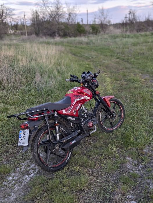 Продам мотоцикл Spark sp125c 2-am