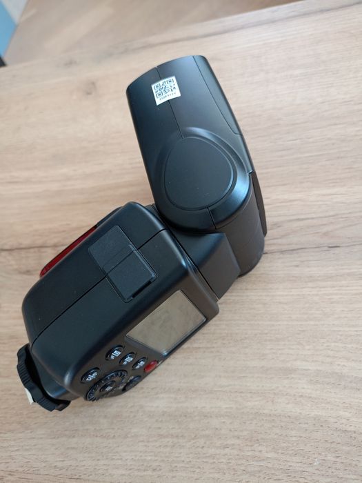 Вспышка Godox TT600
