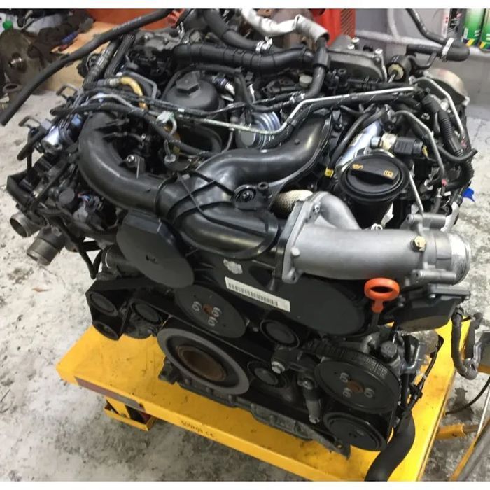 Motor BUN VOLKSWAGEN 3.0L 211 CV