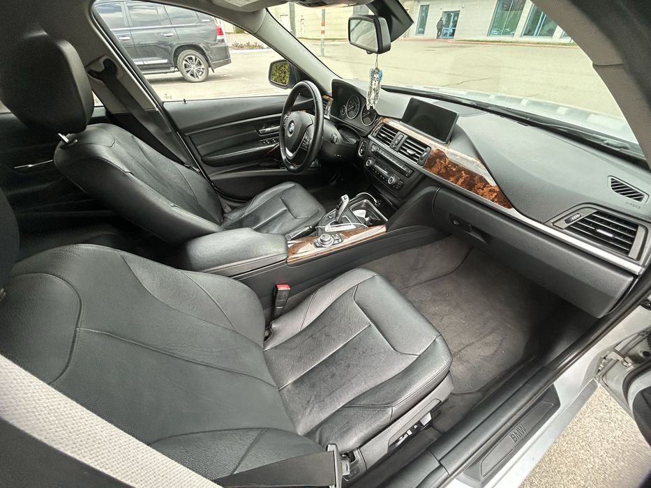 Продам БМВ ф30 328