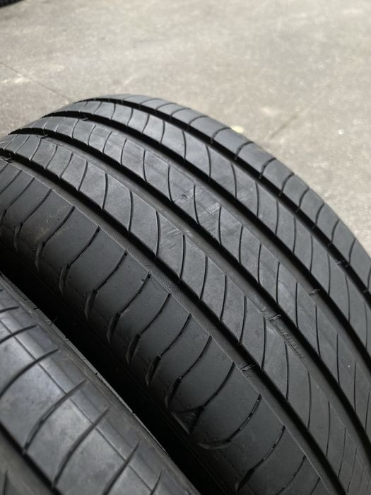 Pneus 235/40/19 Michelin Primacy 4 (SEMI-NOVOS