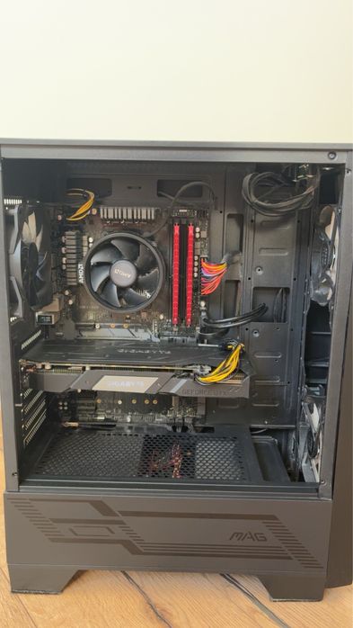 Komputer stacjonarny