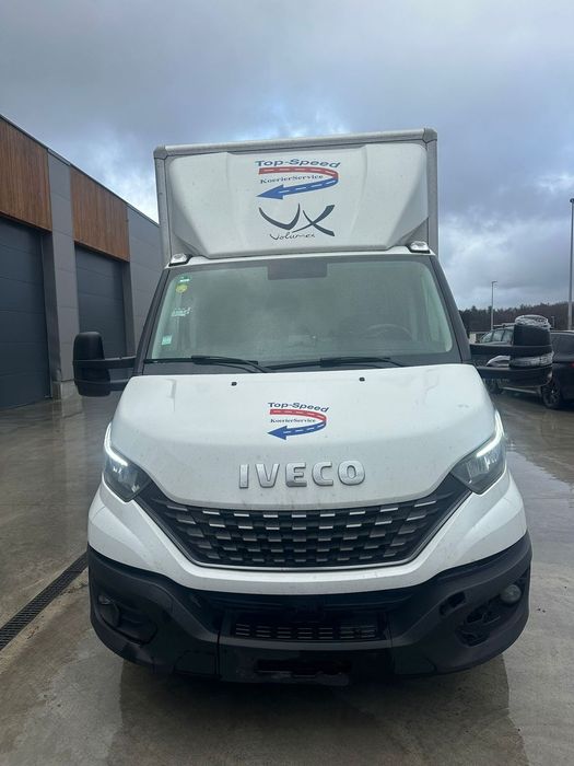 Iveco Daily 35S18  Iveco Daily 3.0 diesel, 180 KM 2020 rok automat nawigacja