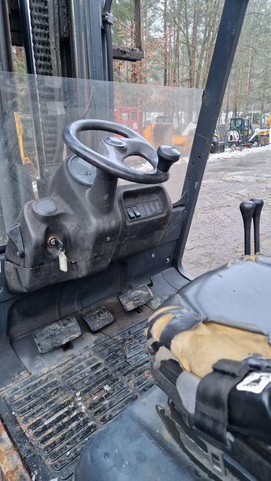 Wózek widłowy Linde h25 z 2000 roku bardzo ładny triple wolny skok