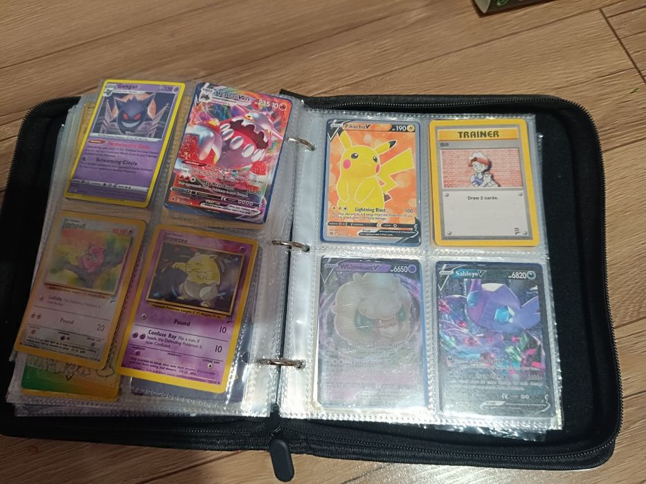 Album pokemon plus karty