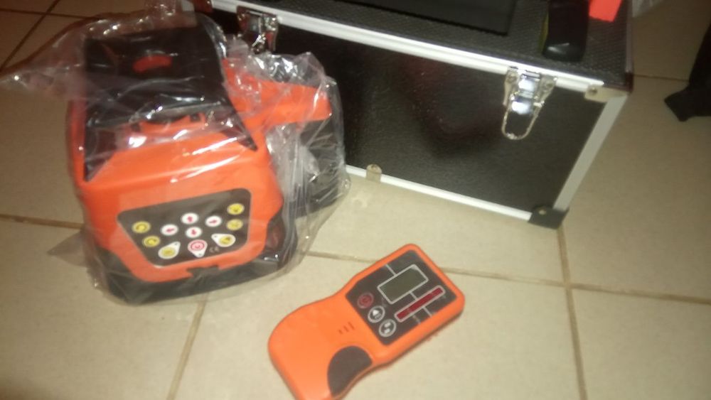 VEVOR Laser Obrotowy 360°, Samopoziomujący, 500m