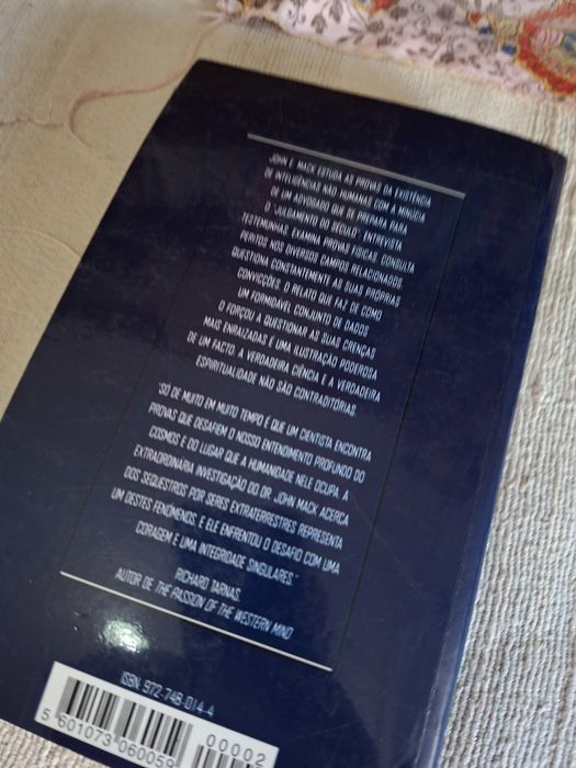 Livro Sequestro Encontro com Extraterrestres