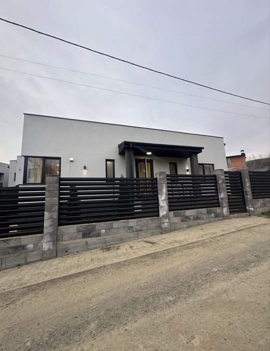 Продаж Американки -топ локація - Червениця