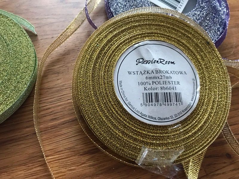 Wstążki brokatowe