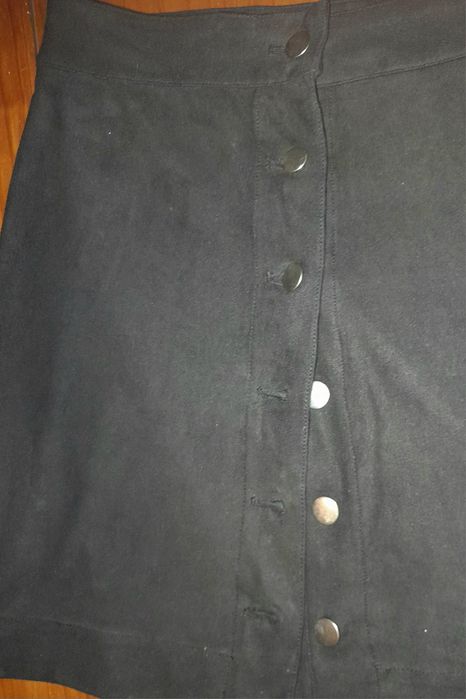 Mini saia aveludada tamanho S