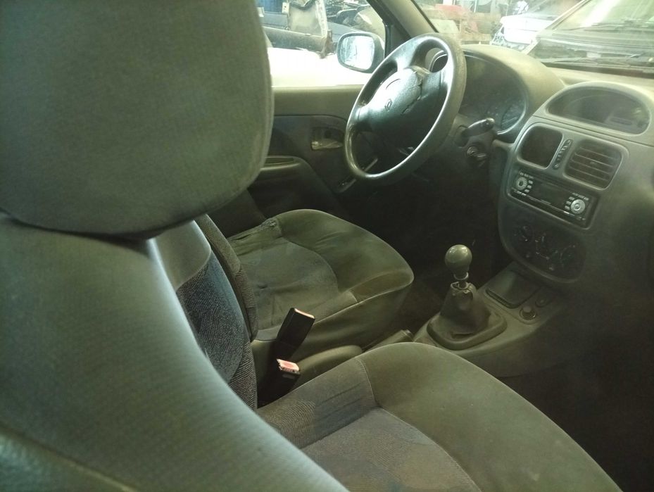 Peças Renault Clio 2 1.2