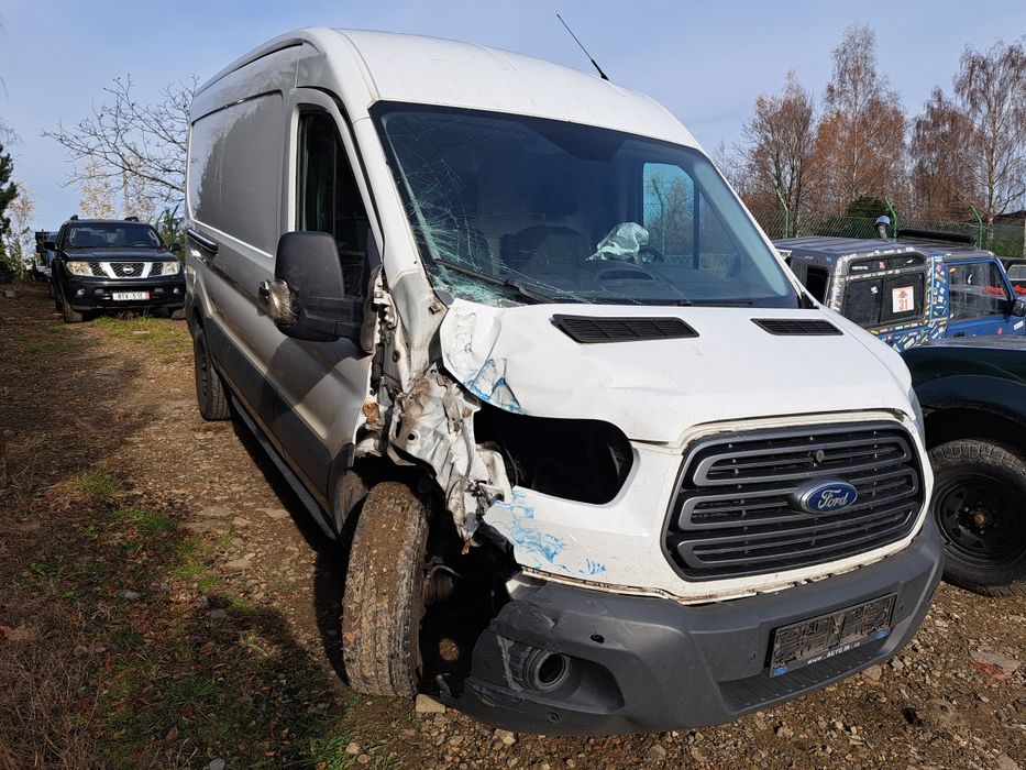 Ford Transit 2.0 tdci  rok 2017  pali jeździ  można też na czesci