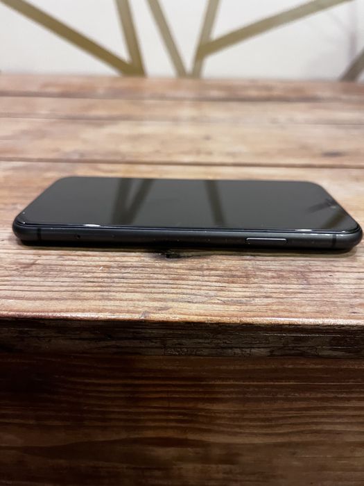 Iphone 11 128 GB (Ecra Avariado)