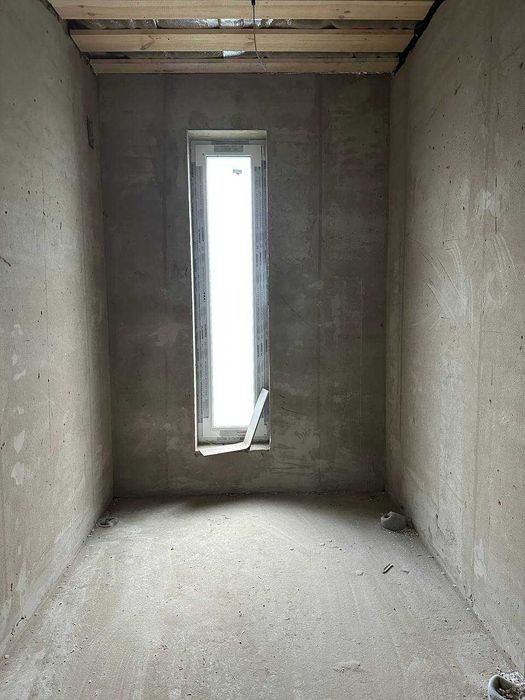 Продам  будинок Американку з гаражем, з земельною ділянкою!!