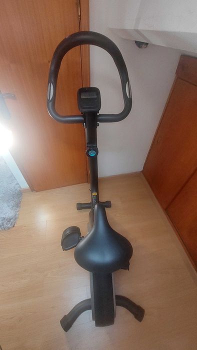 Exercise Bike445448467713904641