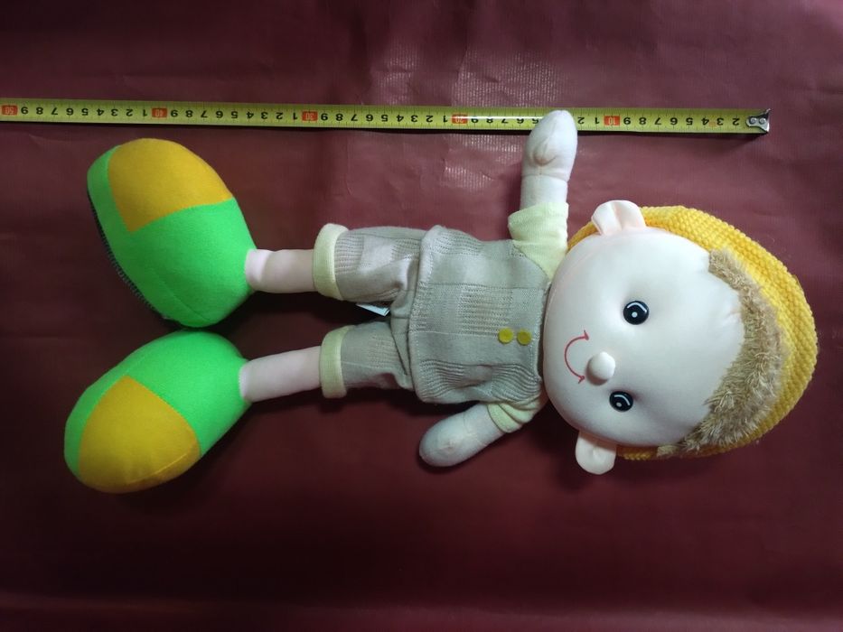 43 cm Doll, Like New64750876093825121