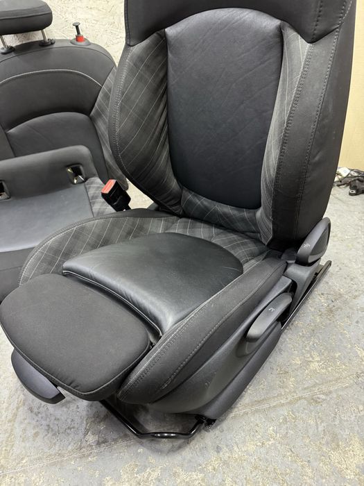 Салон Шкіра Mini Cooper S JCW Сидіння Сиденья Ф56 F56 Разборка BMW B48