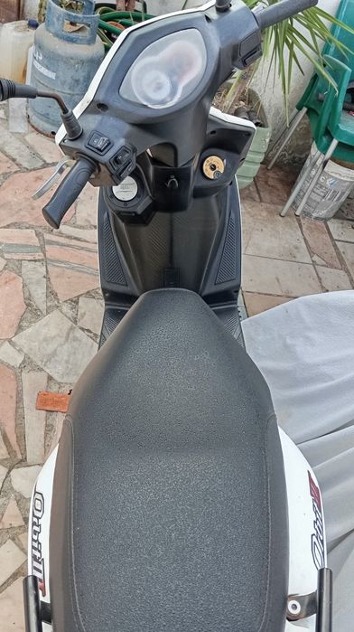 Scooter 50cc a trabalhar