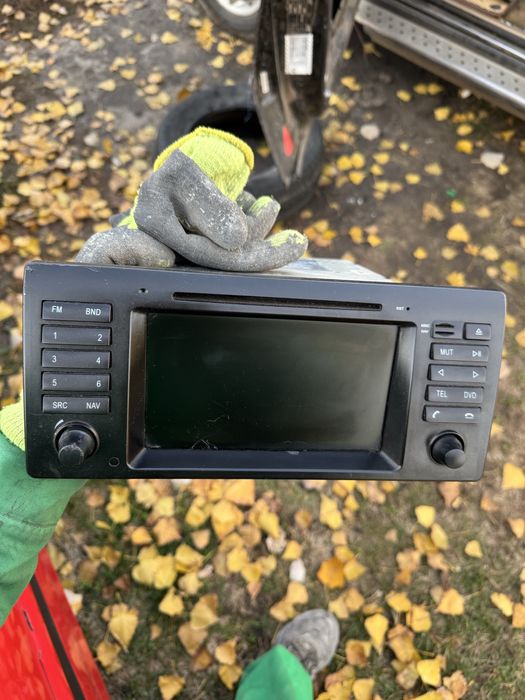 Продам автомагнитолу андроид для бмв е53
