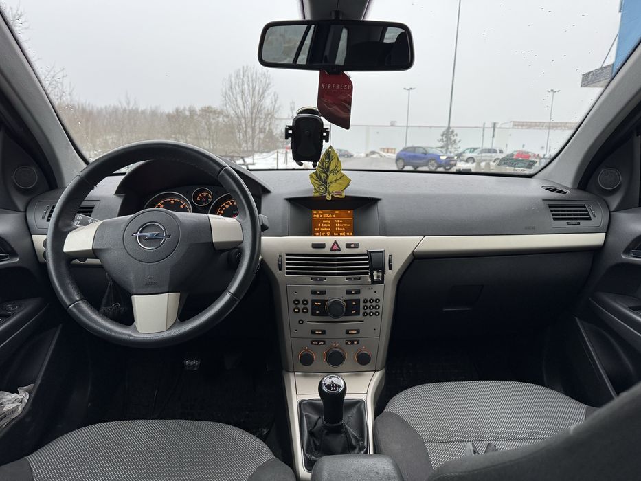 Opel Astra H 2008r 1.9 cdti 150km