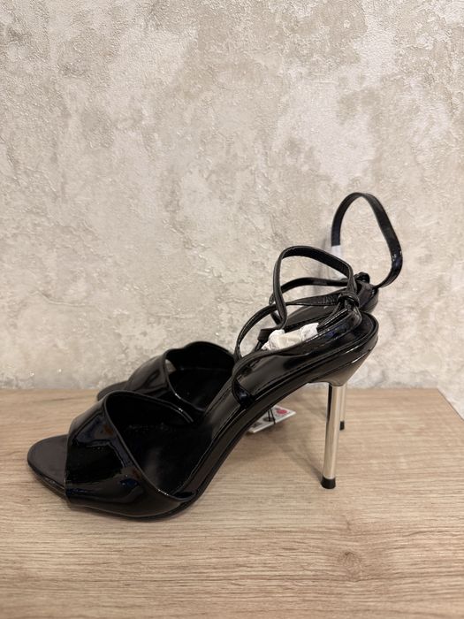 Босоніжки в стилі ZARA
