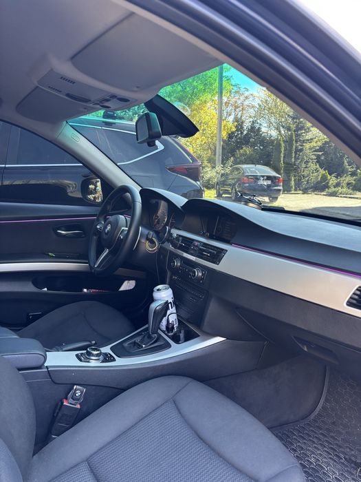 BMW e91 2010 2.0d