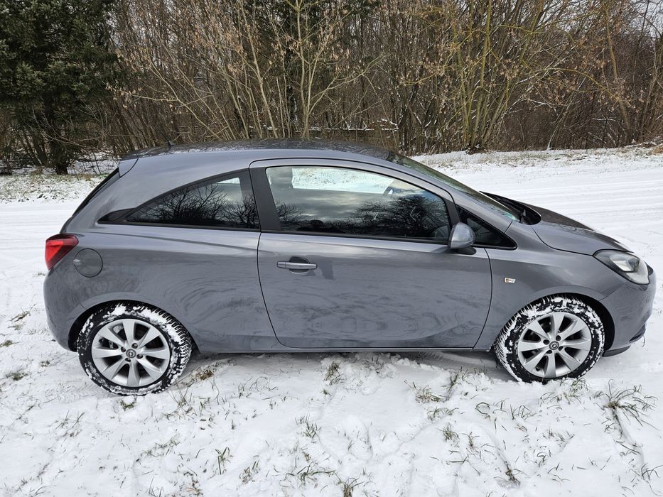 Opel Corsa E 1.2 70km bardzo niski przebieg 55 100 km gotowy do jazdy