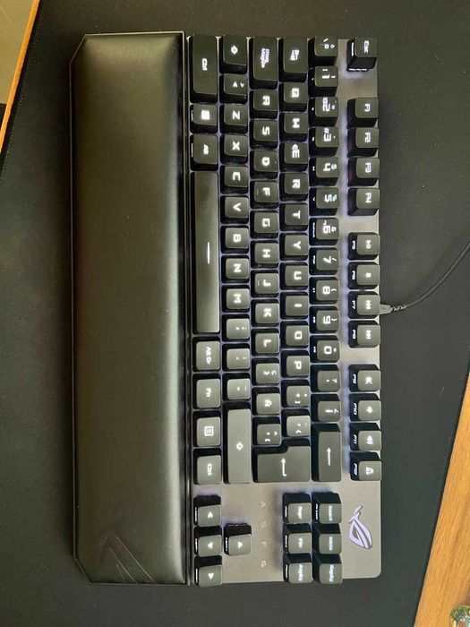 Teclado mecânico Wireless ROG Strix Scope RGB TKL