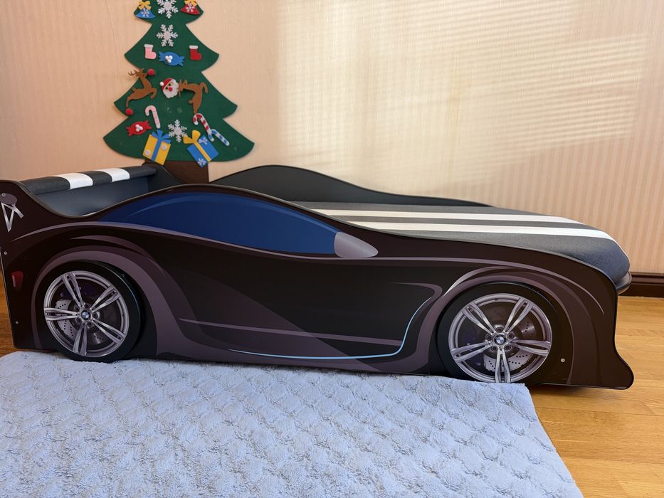 Дитяче ліжко-машинка BMW (160х70) з підйомним механізмом