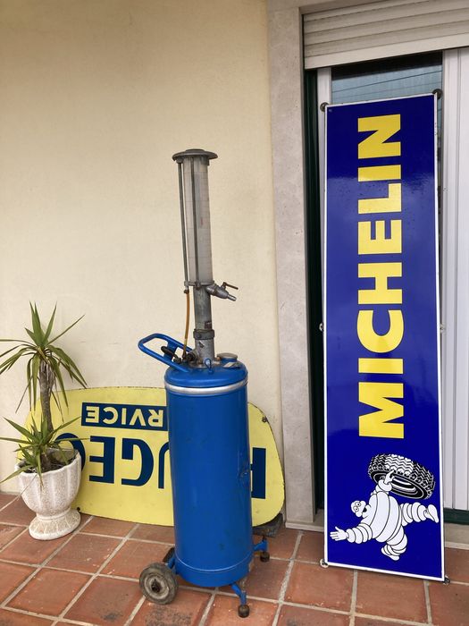 Bomba gasolina antiga