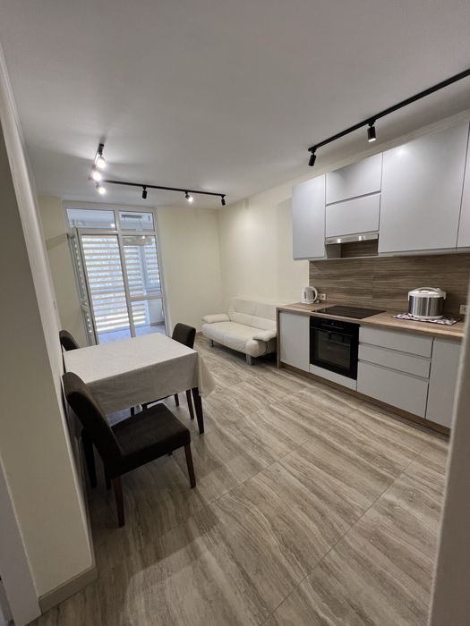 Квартира від власника ( новобудова) ближній центр