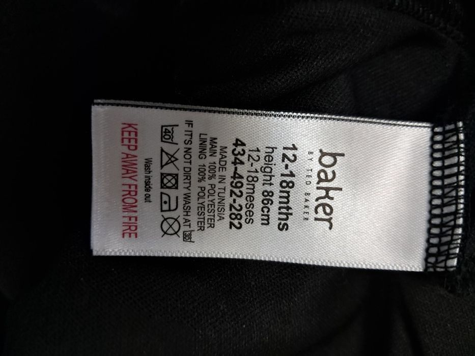 5€ Vestido de criança dos 12 aos 18 meses