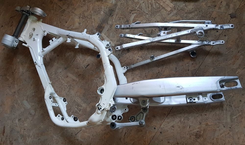 Рама Husqvarna KTM SXF EXC-F TE SM 125-610 05-23 підрамник