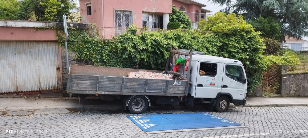 Recolha de Entulho Madeira Pladur Monos Resíduos Sucata serviços mudança limpeza terrenos e outros serviços