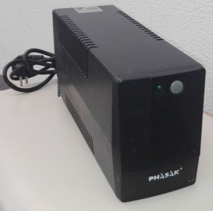 Sistema de Alimentação Ininterrupta PHASAK 360W