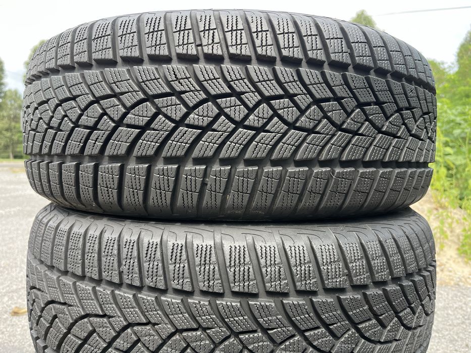 Шини 225/50 R18 Goodyear 4 зимові гуми як нові