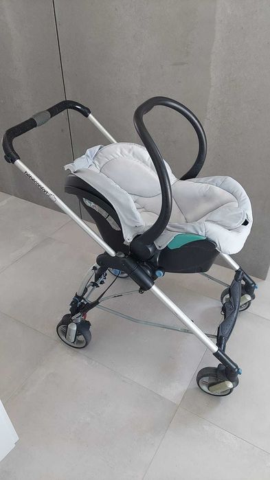 Carrinho de Bebé Streety e Ovo