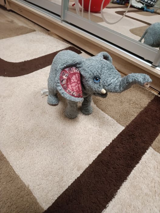 Винтажный интерактивный слон fur real furreal от hasbro