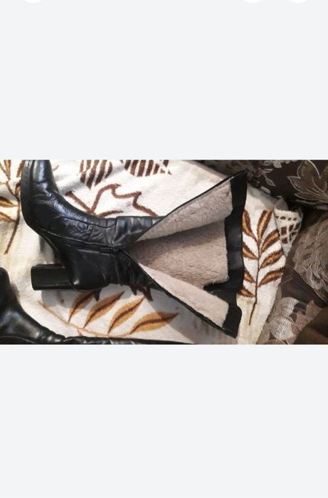 Продам жіночі чоботи