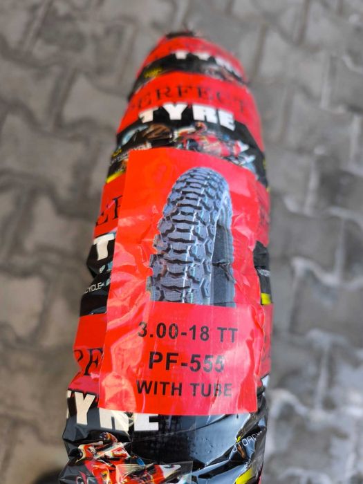 Шина 3.00-18 з камерою Тайвань на Минск шипована