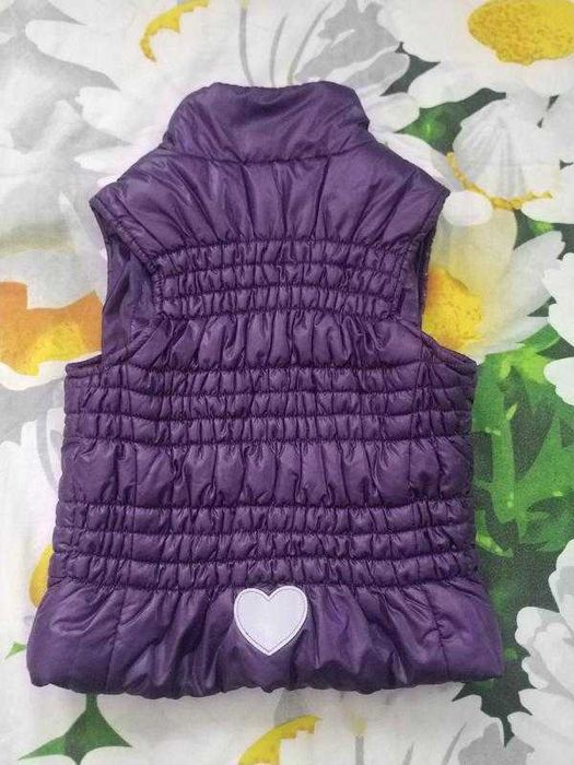 Фіолетова,демісезонна жилетка для дівчинки 3-4 р-dopo dopo
