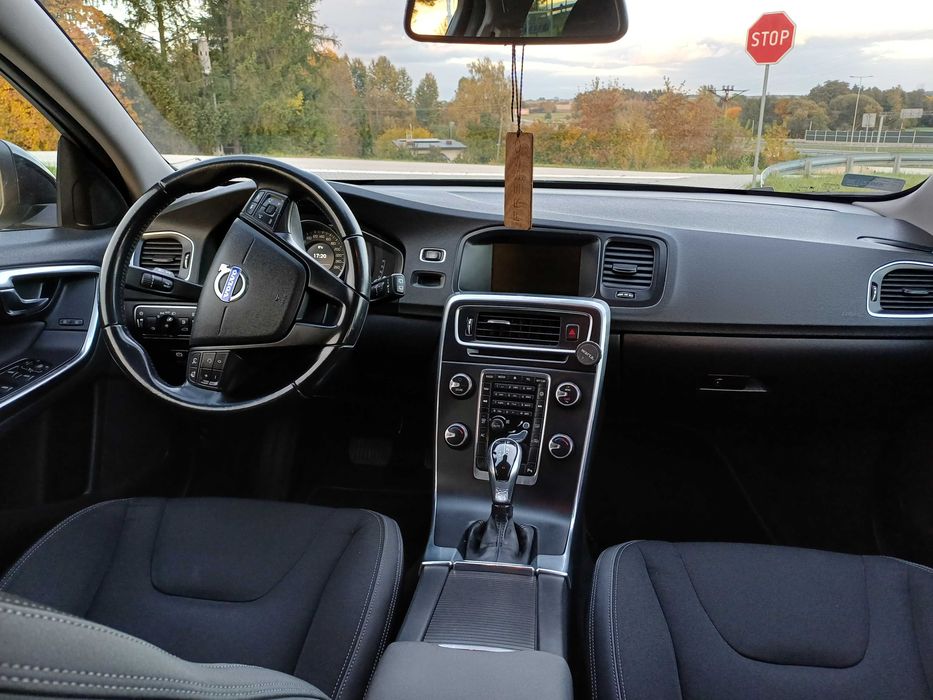 Sprzedam Volvo V60