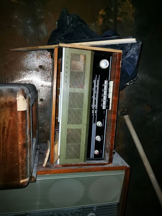 Старі радіоприймачі 2 одиниці