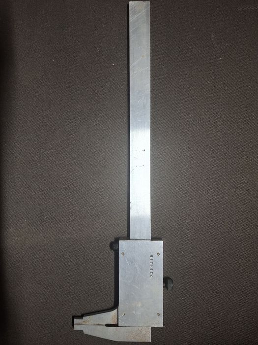 Штангенциркуль 20 см