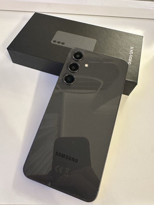 Galaxy S24 FE na gwarancji do listopada 2026