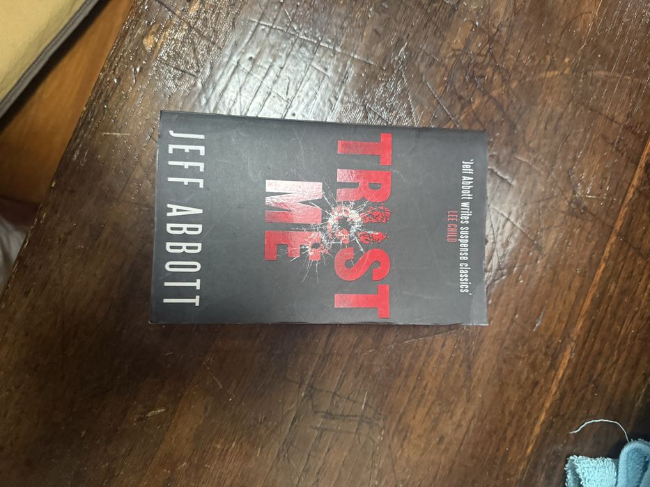 Trust me - Jeff Abbott