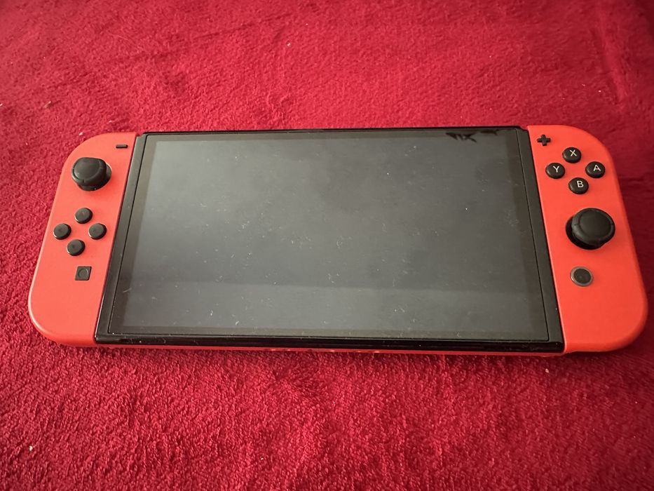 Nintendo Switch Oled 64gb edição limitada Mario + Nintendo Switch Sports + 7 dias Nintendo Switch Online